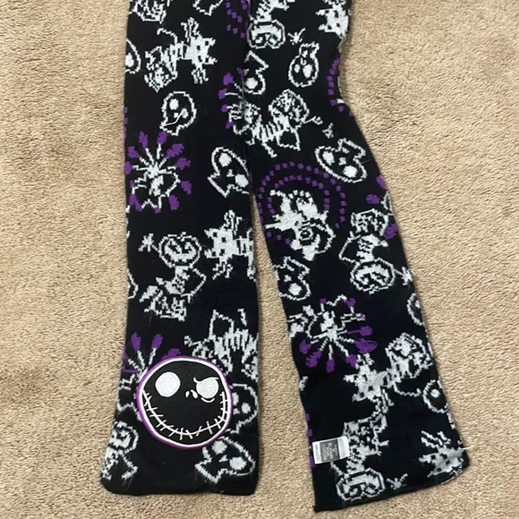 Disney Accessories - The nightmare before Christmas scarf